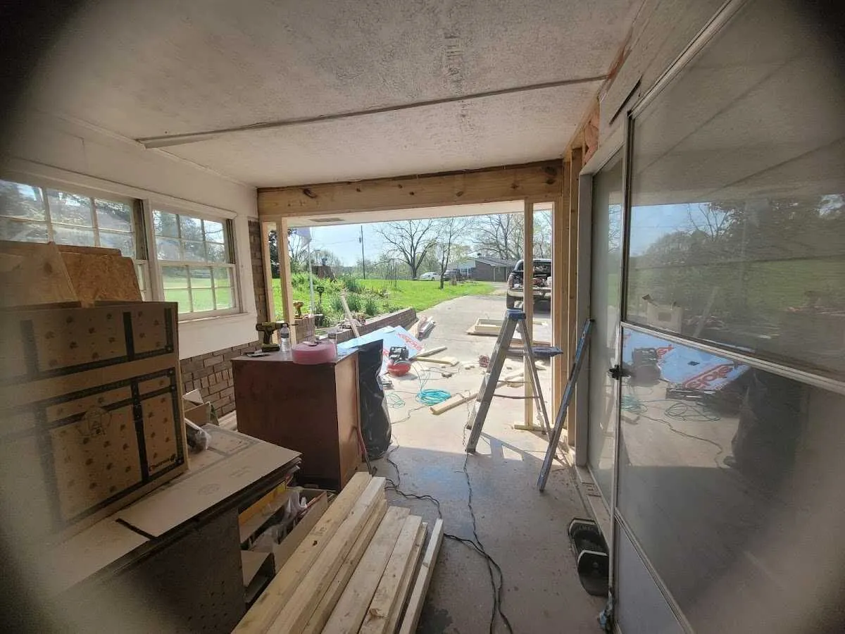 Air movers and dehumidifier for Drying & Dehumidification in San Lorenzo